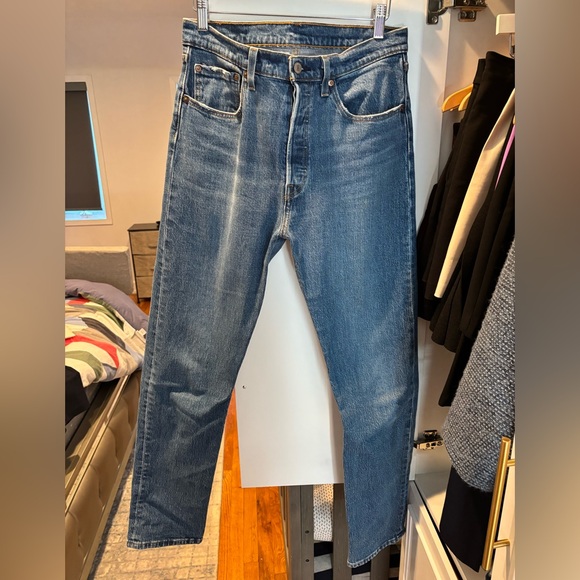 Women's Levi’s 501 Blue Jeans - Picture 1 of 3